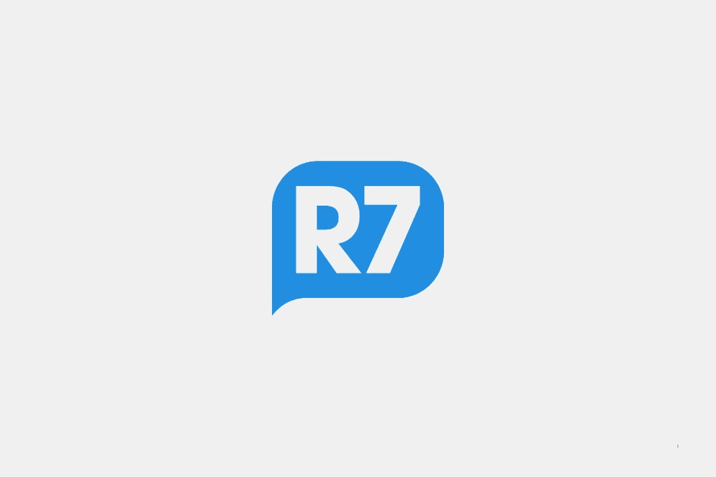 R7 logo